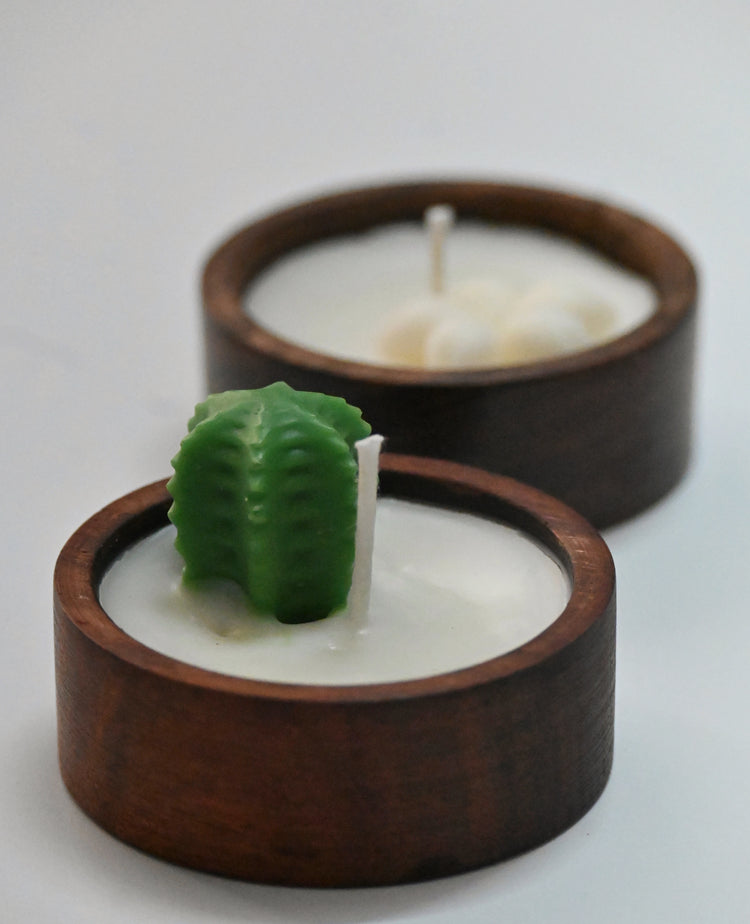 Small Round wooden candle combo